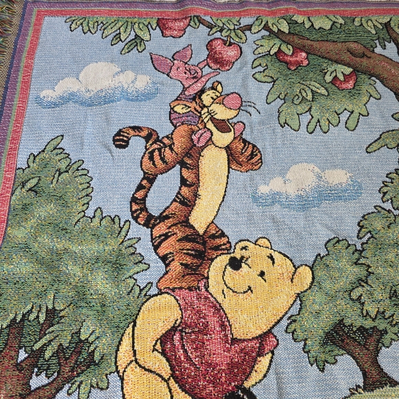 Vintage Winnie the Pooh 100 Acre Collection Blanket - Picture 2 of 8